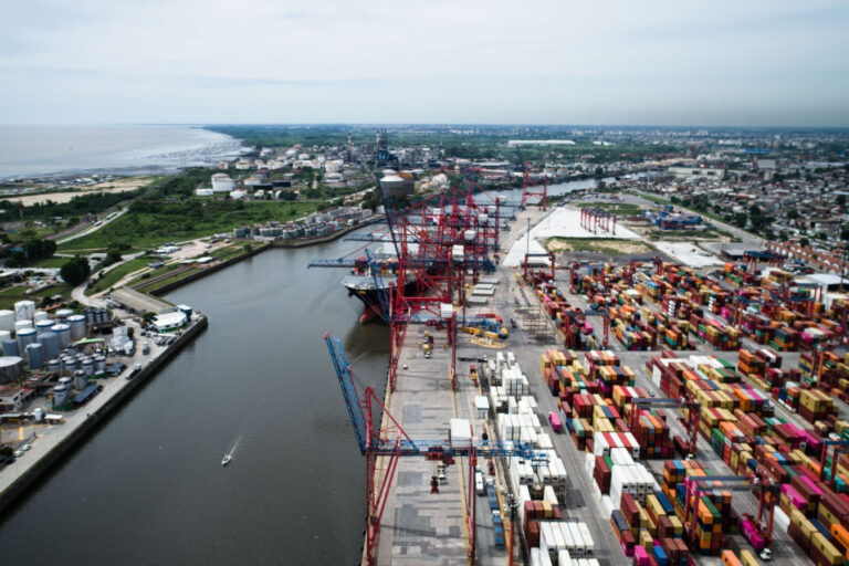 La Justicia frenó una obra en el Puerto de Dock Sud y habilitó el reclamo de Lanús a las empresas