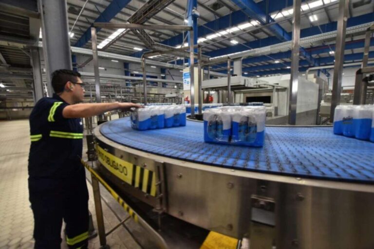 El sector cervecero hace espuma: un nuevo cierre evidencia la crisis y golpea a la PBA