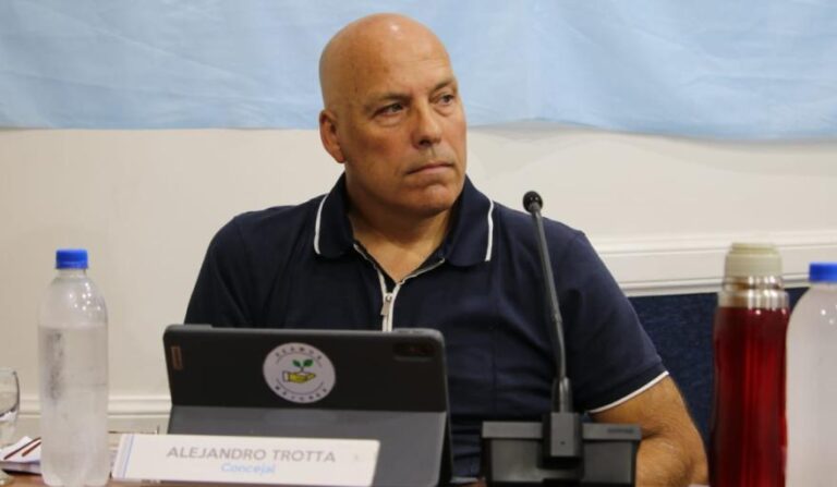 Interna radical en Lomas: Trotta pide bajar la tensión