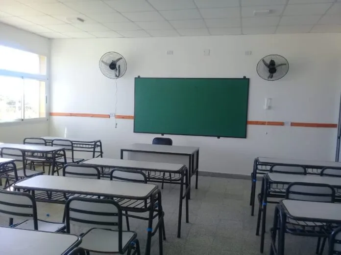 Paro docente en la provincia: la violencia en las escuelas reaviva el conflicto salarial
