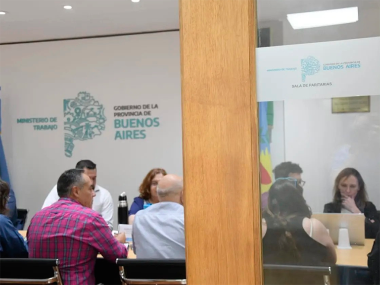 Paro docente y protesta frente a Trabajo: tensión en el arranque de las paritarias bonaerenses