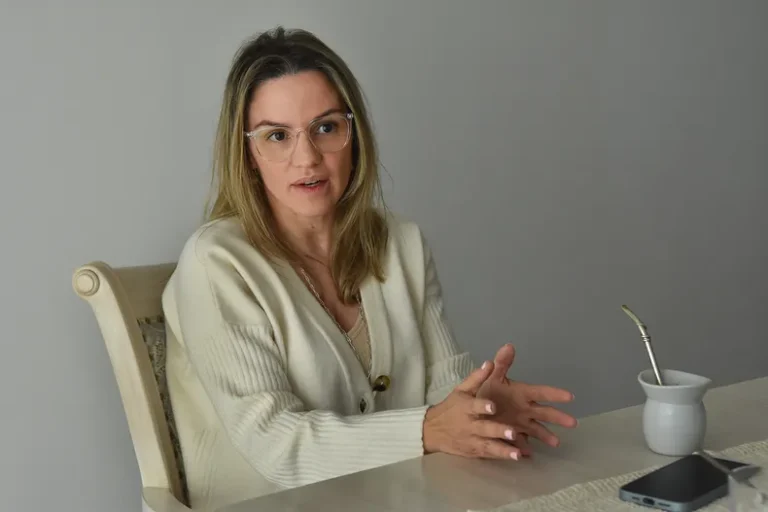 Carolina Piparo busca ser candidata a intendenta de La Plata por LLA, pero choca con el armado de Karina Milei
