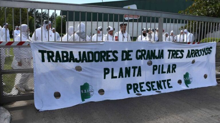 Granja Tres Arroyos prepara hasta 50 despidos en Pilar y crece la incertidumbre por sus plantas bonaerenses